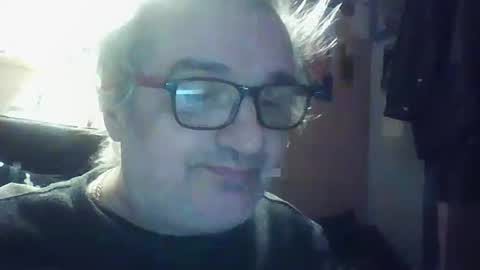 lee online show from February 25, 7:15 pm