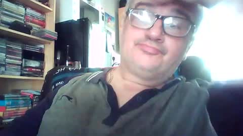 lee online show from June 15, 2:20 pm