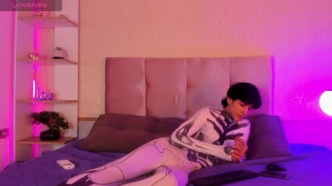 Cheys online show from April 12, 5:58 pm