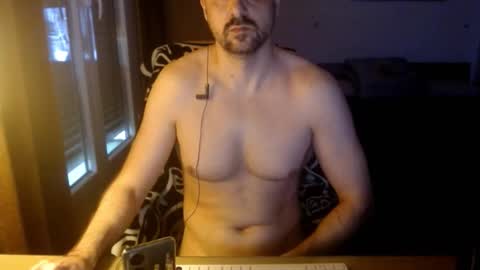 chicocam1983 online show from November 2, 4:44 pm