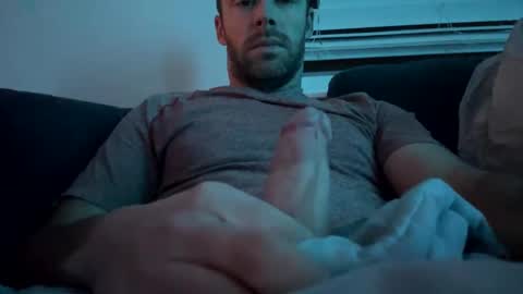 chiknnuggt online show from February 16, 8:21 am