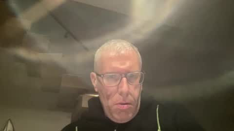 choupipat1 online show from March 2, 5:41 am