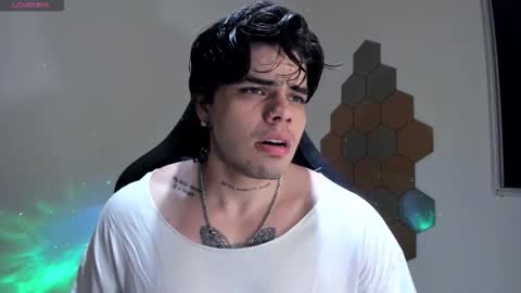 Chris Cooper Independent model online show from March 2, 3:28 am