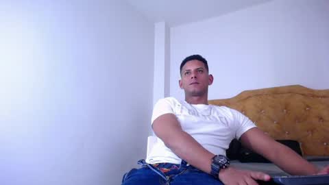 chris_dick2 online show from June 24, 4:48 am