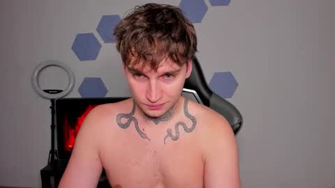 Chris Tyson online show from October 22, 9:40 pm