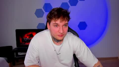 Chris Tyson online show from April 4, 10:01 am