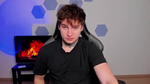 Chris Tyson online show from November 13, 10:20 am