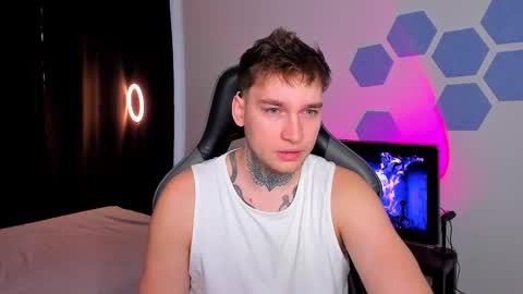 Chris Tyson online show from November 28, 7:55 am