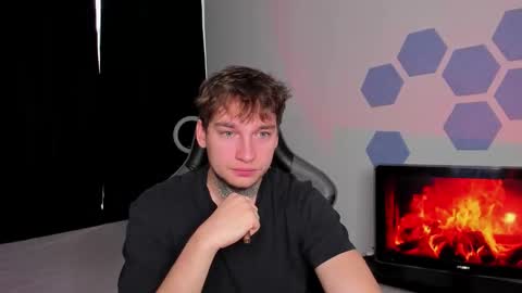 Chris Tyson online show from October 7, 11:25 am