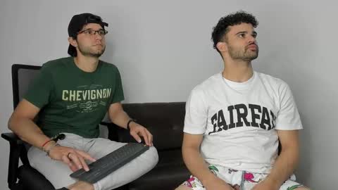 Im Chirs IM MODEL INDEPENDT online show from September 26, 2:20 am