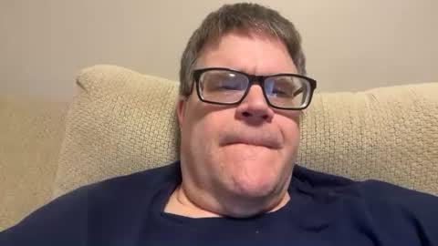 Chris online show from June 28, 1:00 am