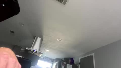 chrisking90 online show from October 28, 7:38 pm