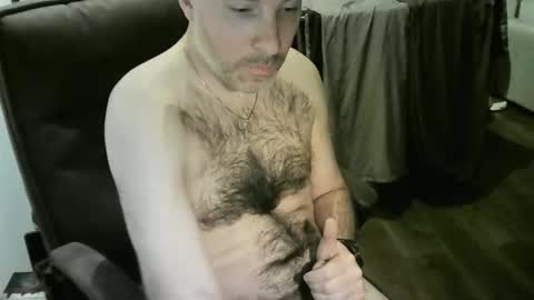 chrisprngr online show from April 8, 10:07 pm