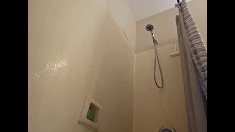 Chris online show from December 1, 5:10 am