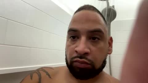 chrisr4203 online show from November 12, 12:05 am