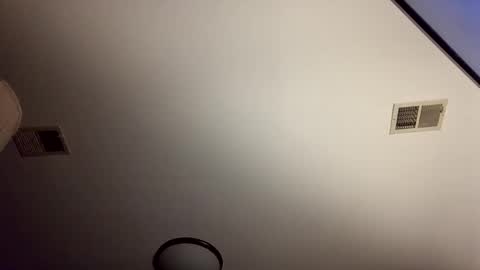 chrisw8121 online show from February 28, 2:21 am