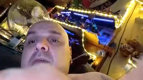 chubbyman40 online show from February 2, 6:27 pm