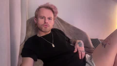 ChubsChadwell online show from November 28, 2:41 pm