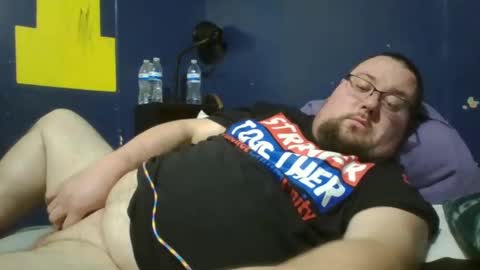 chuckchuckles691 online show from December 18, 5:31 pm