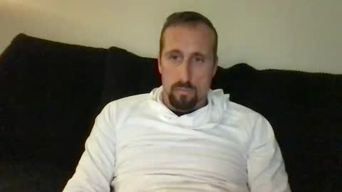 citizen747 online show from October 31, 3:52 am