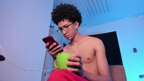 cj_davis1 online show from July 21, 11:23 am