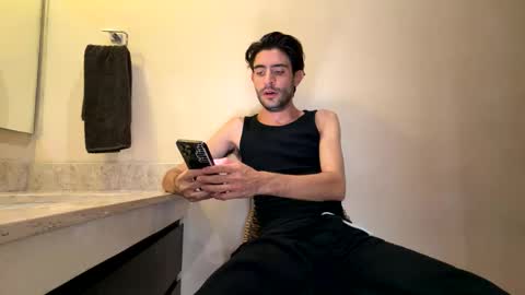 ckeefer96 online show from January 6, 10:47 pm