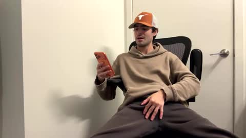 ckeefer96 online show from April 21, 10:16 pm