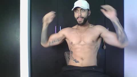 Clay online show from March 22, 9:42 pm