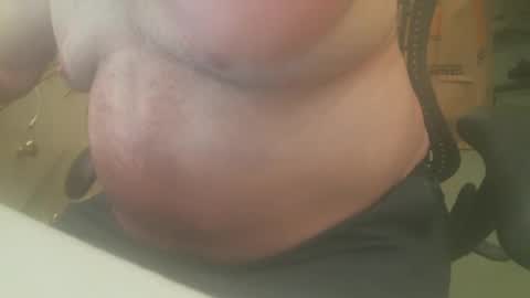 Snapshot of clouds8888 chatting on October 27, 12:40 pm clouds8888 online show from October 27, 12:40 pm