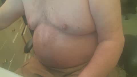 Snapshot of clouds8888 chatting on September 17, 1:45 pm clouds8888 online show from September 17, 1:45 pm