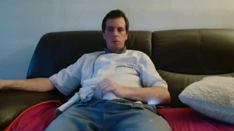 clouplefun online show from December 18, 7:59 am