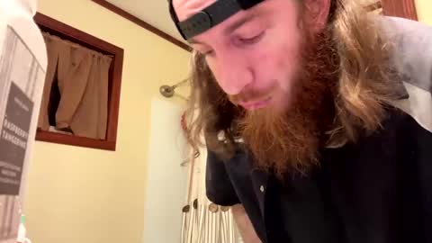 cloverboy1988 online show from December 23, 11:57 am