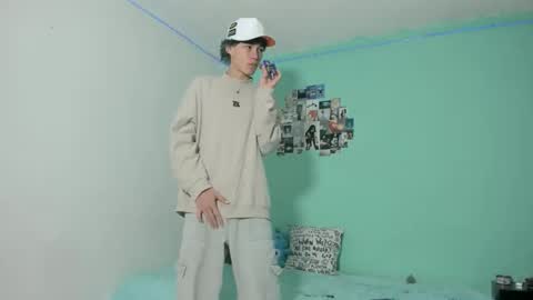 club_latinboys online show from November 4, 8:43 pm