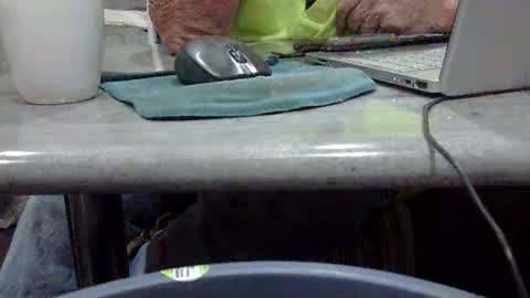 Snapshot of coaste1 chatting on February 19, 9:28 am Coaste online show from February 19, 9:28 am