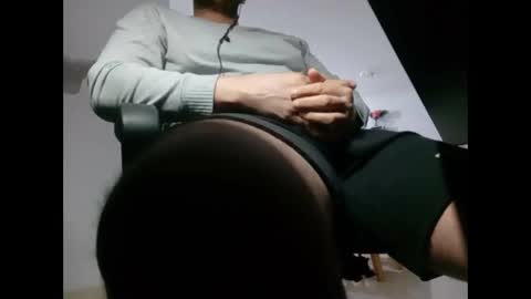 cocckhot20 online show from October 8, 4:28 am