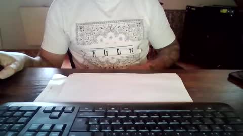 Snapshot of cock4onenight chatting on October 28, 12:18 pm cock4onenight online show from October 28, 12:18 pm