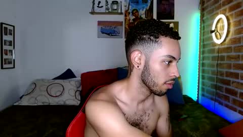 Snapshot of colinlatinbrown chatting on March 7, 9:38 pm IG online show from March 7, 9:38 pm