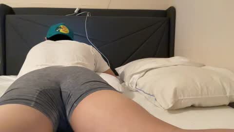 college_average online show from December 19, 2:41 am