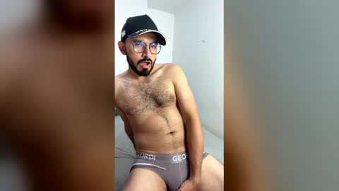 colombianocabron online show from May 29, 3:16 am