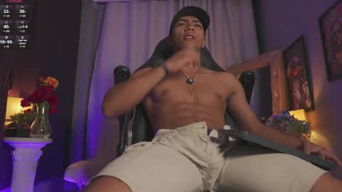 colstorw_ online show from April 4, 10:01 am