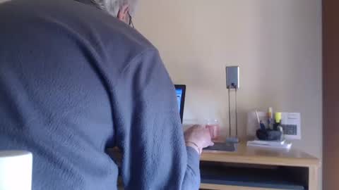 comemivuoi2 online show from February 26, 7:10 am