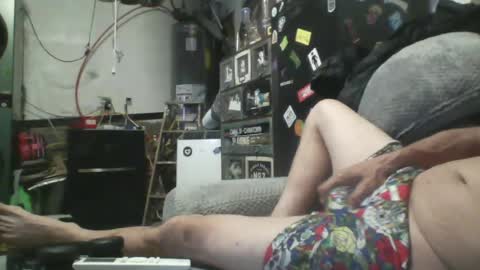 comeongirlts online show from August 4, 7:47 am