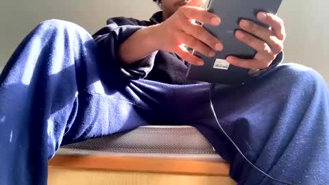 comobailamioso online show from March 9, 9:24 am