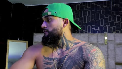 rusfegui online show from December 18, 3:26 am