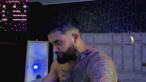 rusfegui online show from January 28, 1:18 am