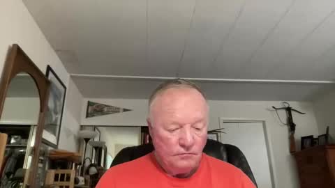 cookoosnest online show from February 8, 4:00 pm