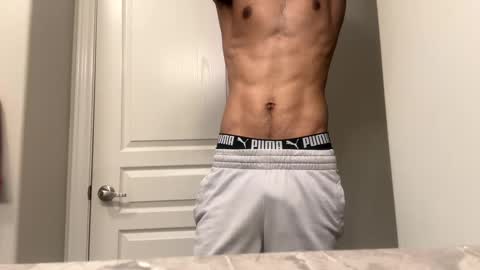 coolboy75289 online show from February 1, 9:40 pm