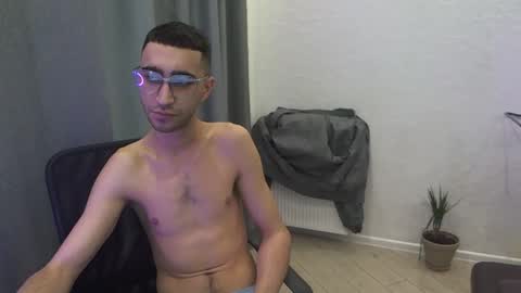 crazy online show from January 19, 10:17 am