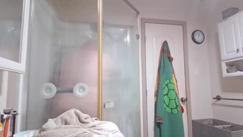 The hopeless romantic online show from November 13, 8:52 am