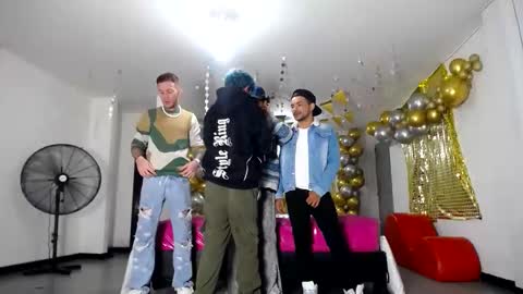 crismens online show from February 5, 3:13 am